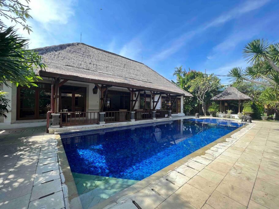 Bali Berg Villa, Sanur Екстериор снимка